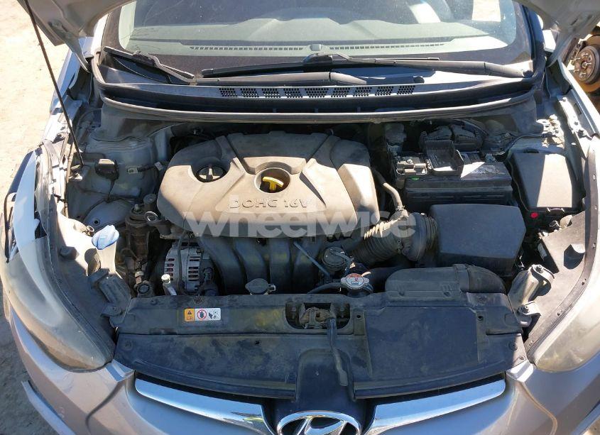 Photo 10 of 2016 Hyundai Elantra SE (VIN 5NPDH4AE1GH724739)