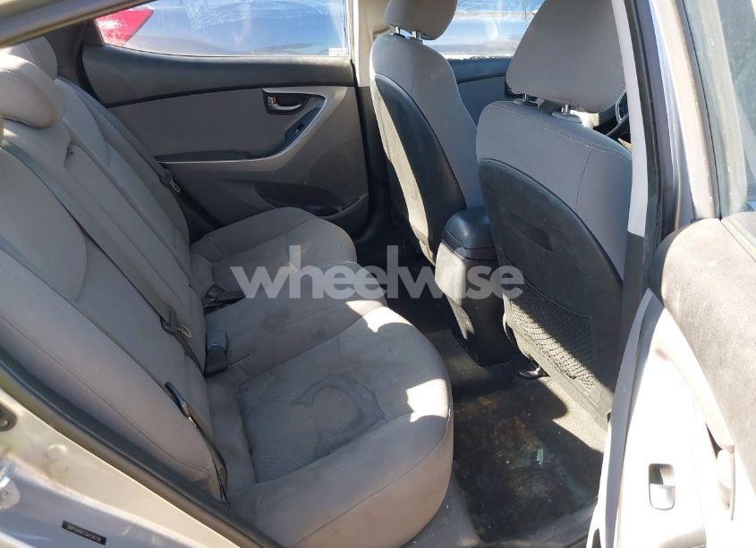 Photo 8 of 2016 Hyundai Elantra SE (VIN 5NPDH4AE1GH724739)