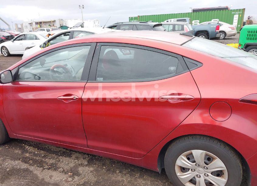 Photo 14 of 2016 Hyundai Elantra SE (VIN 5NPDH4AE1GH725793)