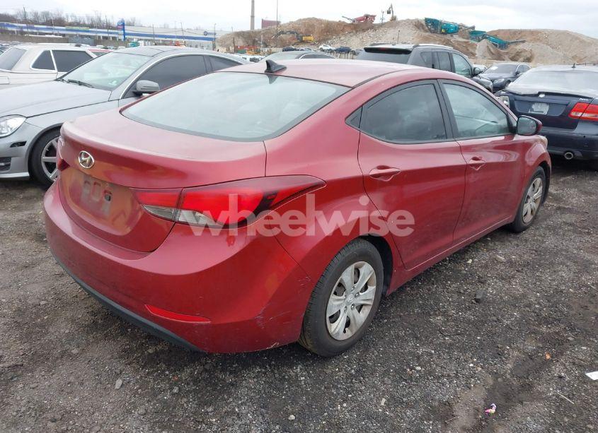 Photo 4 of 2016 Hyundai Elantra SE (VIN 5NPDH4AE1GH725793)