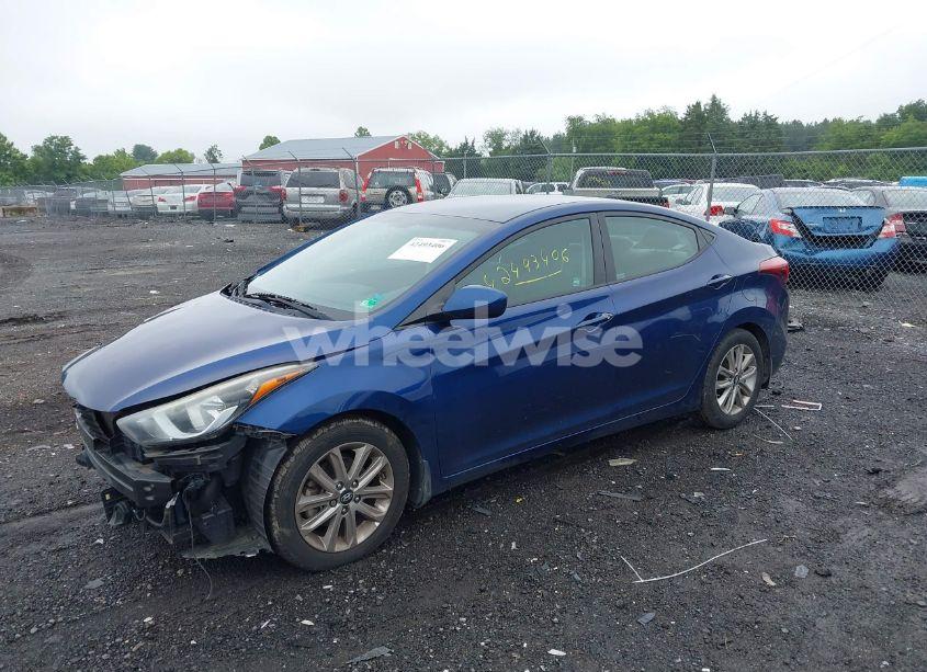 Photo 2 of 2016 Hyundai Elantra SE (VIN 5NPDH4AE1GH732999)