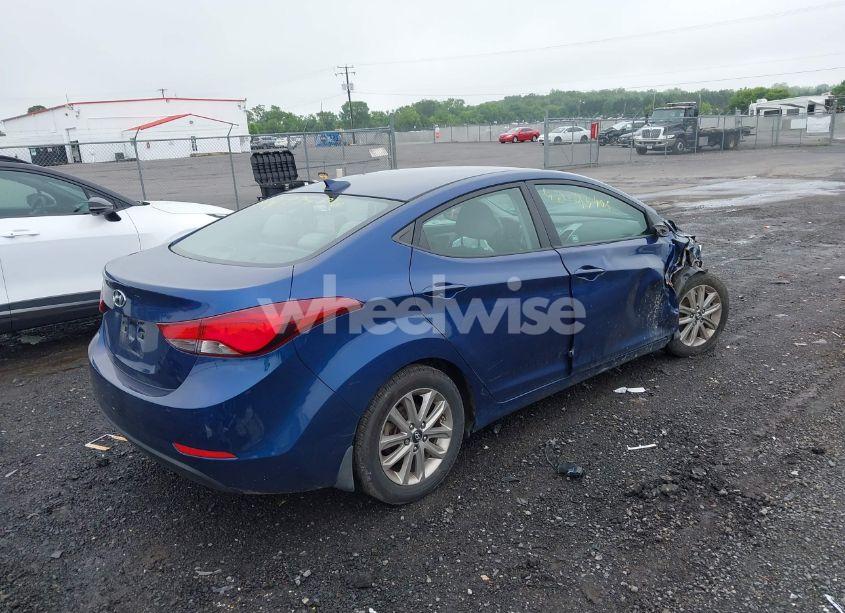 Photo 4 of 2016 Hyundai Elantra SE (VIN 5NPDH4AE1GH732999)