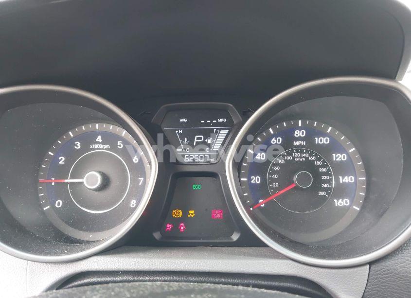 Photo 7 of 2016 Hyundai Elantra SE (VIN 5NPDH4AE1GH732999)