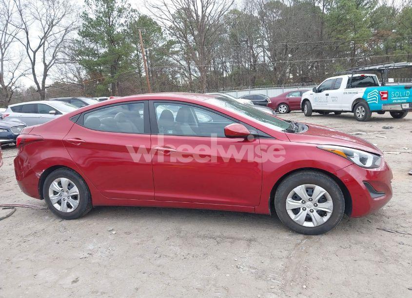 Photo 13 of 2016 Hyundai Elantra SE (VIN 5NPDH4AE1GH739953)