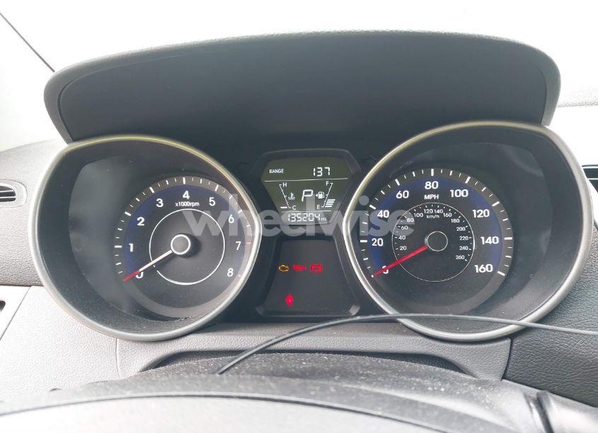 Photo 7 of 2016 Hyundai Elantra SE (VIN 5NPDH4AE1GH739953)