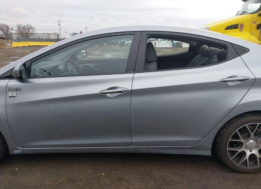 Photo 14 of 2016 Hyundai Elantra SE (VIN 5NPDH4AE1GH741508)