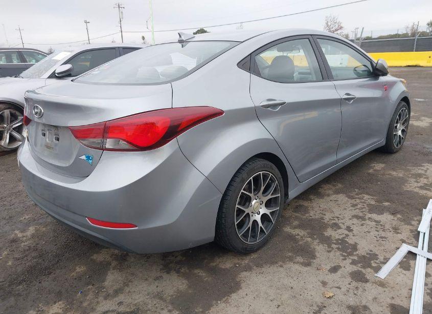 Photo 4 of 2016 Hyundai Elantra SE (VIN 5NPDH4AE1GH741508)