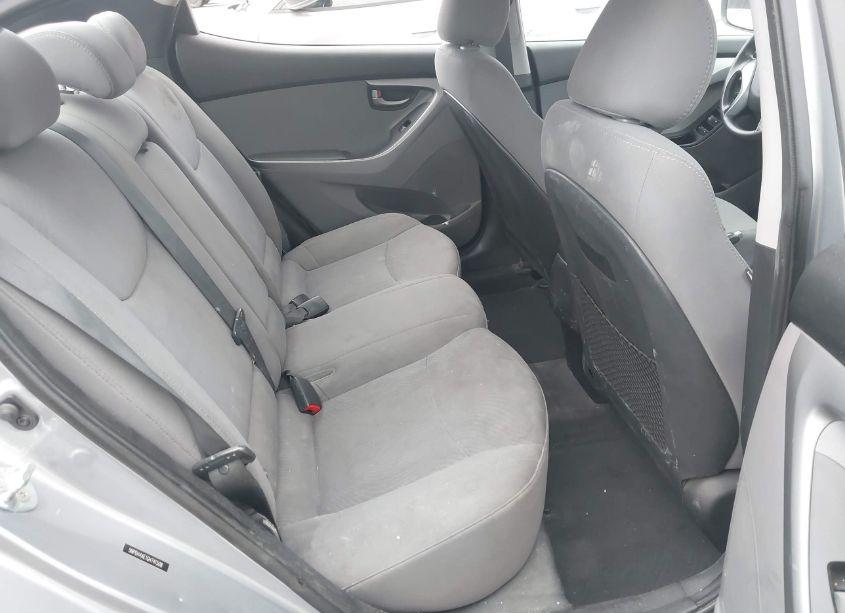 Photo 8 of 2016 Hyundai Elantra SE (VIN 5NPDH4AE1GH741508)