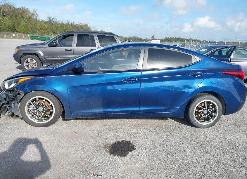 Photo 14 of 2016 Hyundai Elantra SE (VIN 5NPDH4AE1GH768434)