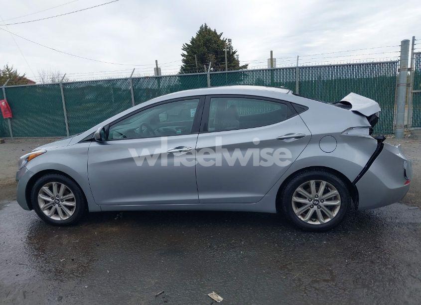 Photo 14 of 2016 Hyundai Elantra SE (VIN 5NPDH4AE1GH772113)