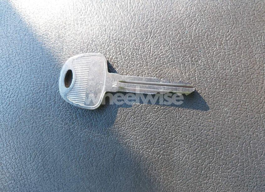 Photo 11 of 2011 Hyundai Elantra LIMITED (VIN 5NPDH4AE2BH002060)