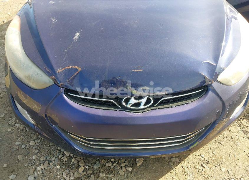 Photo 6 of 2011 Hyundai Elantra LIMITED (VIN 5NPDH4AE2BH002060)