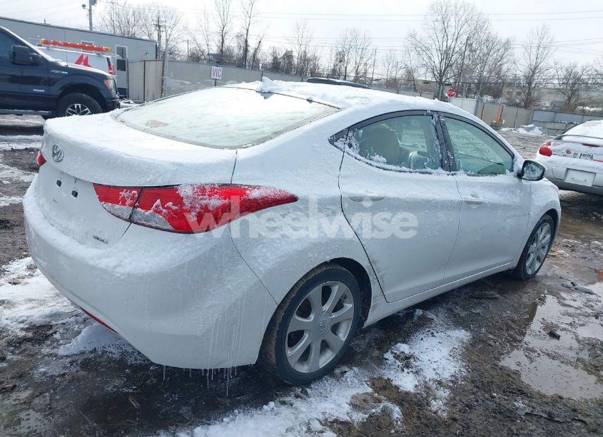 Photo 4 of 2011 Hyundai Elantra LIMITED (VIN 5NPDH4AE2BH005315)
