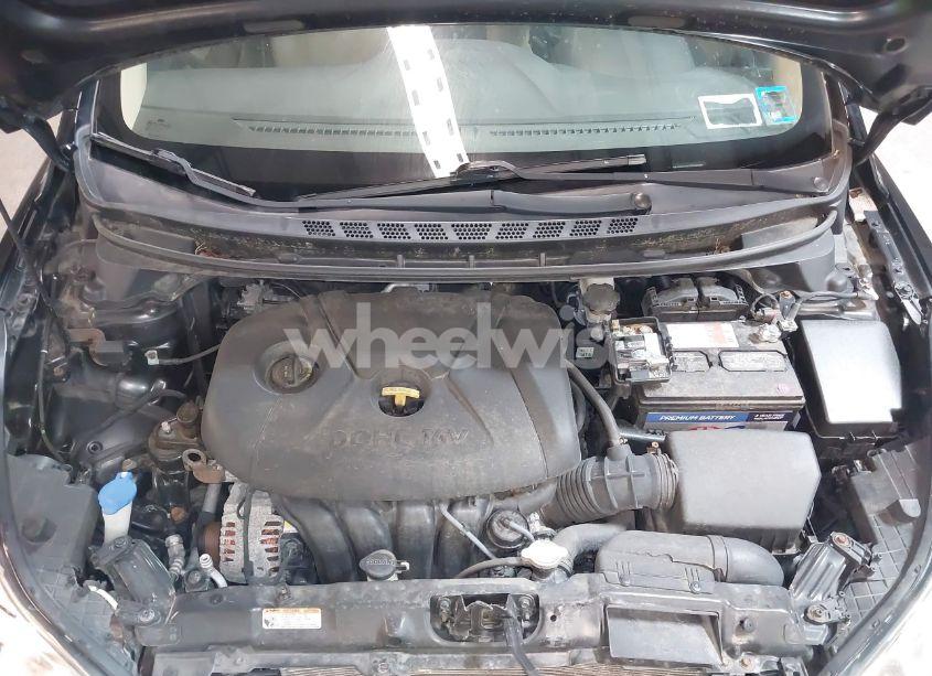 Photo 10 of 2011 Hyundai Elantra LIMITED (VIN 5NPDH4AE2BH045989)