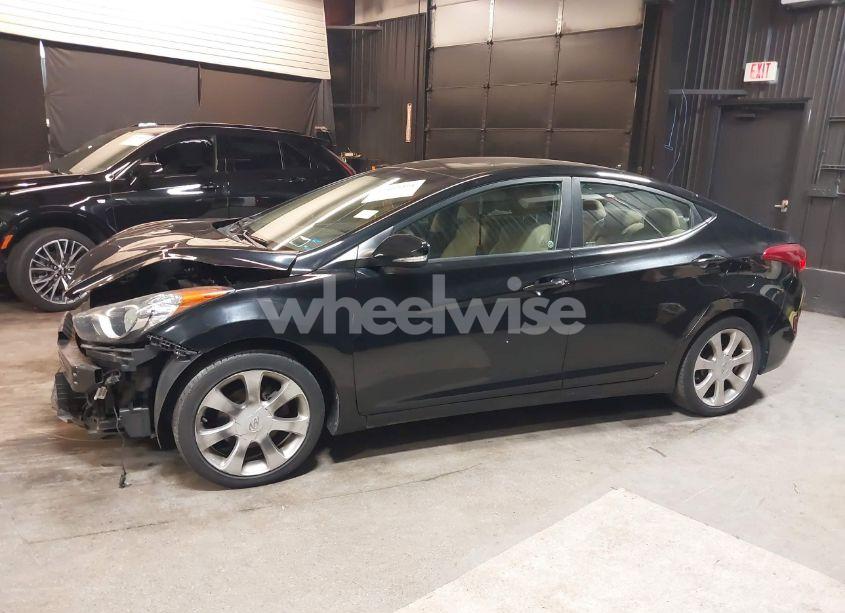 Photo 15 of 2011 Hyundai Elantra LIMITED (VIN 5NPDH4AE2BH045989)