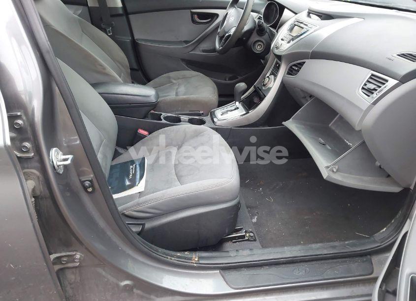 Photo 5 of 2011 Hyundai Elantra GLS (VIN 5NPDH4AE2BH050562)