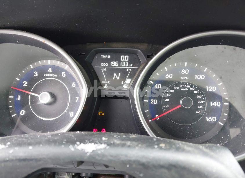 Photo 7 of 2011 Hyundai Elantra LIMITED (VIN 5NPDH4AE2BH050755)