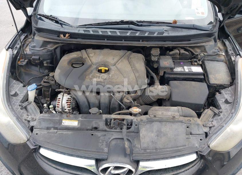 Photo 10 of 2012 Hyundai Elantra GLS (VIN 5NPDH4AE2CH068786)