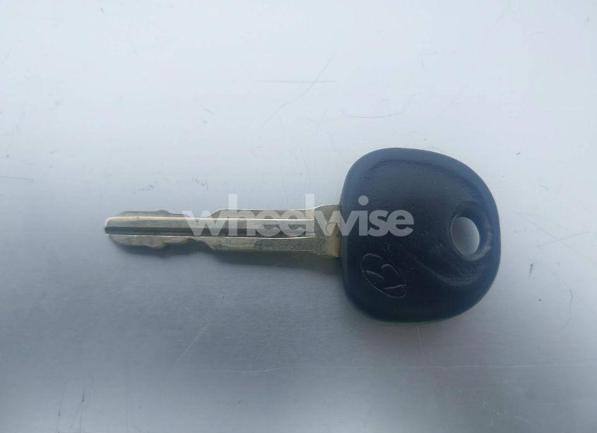 Photo 11 of 2012 Hyundai Elantra GLS (VIN 5NPDH4AE2CH068786)