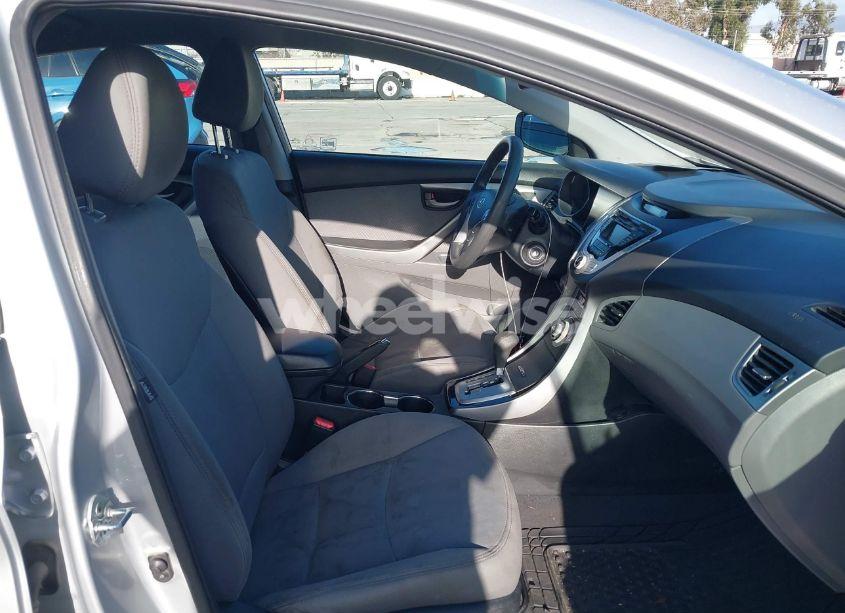 Photo 5 of 2012 Hyundai Elantra GLS (VIN 5NPDH4AE2CH140084)