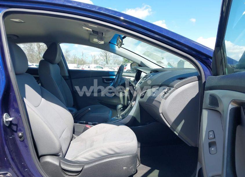 Photo 5 of 2012 Hyundai Elantra GLS (VIN 5NPDH4AE2CH148220)