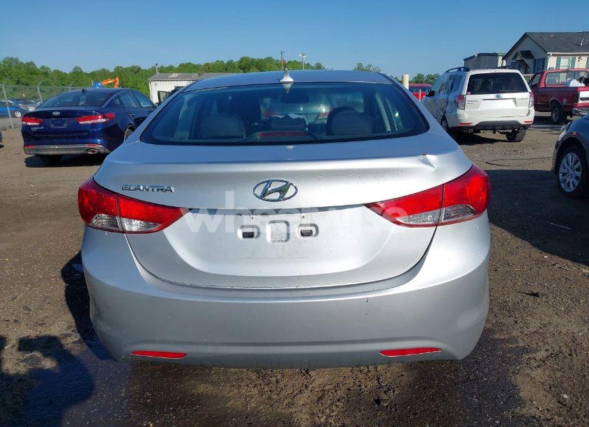 Photo 16 of 2013 Hyundai Elantra GLS (VIN 5NPDH4AE2DH163091)