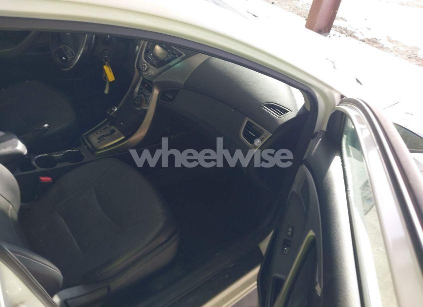 Photo 5 of 2013 Hyundai Elantra LIMITED (VIN 5NPDH4AE2DH187309)