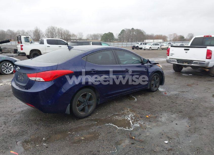 Photo 4 of 2013 Hyundai Elantra GLS (VIN 5NPDH4AE2DH198987)