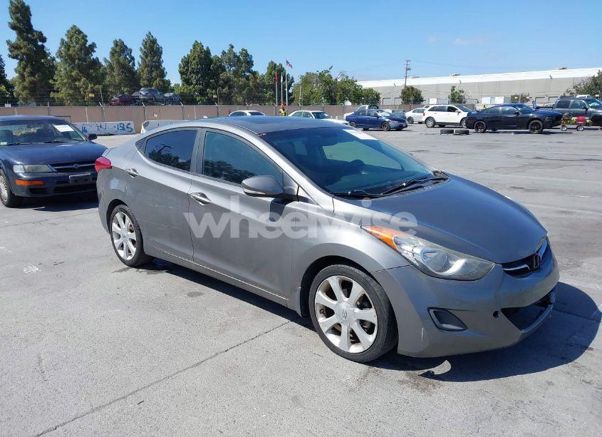 2013 Hyundai Elantra LIMITED (VIN 5NPDH4AE2DH200804) main photo