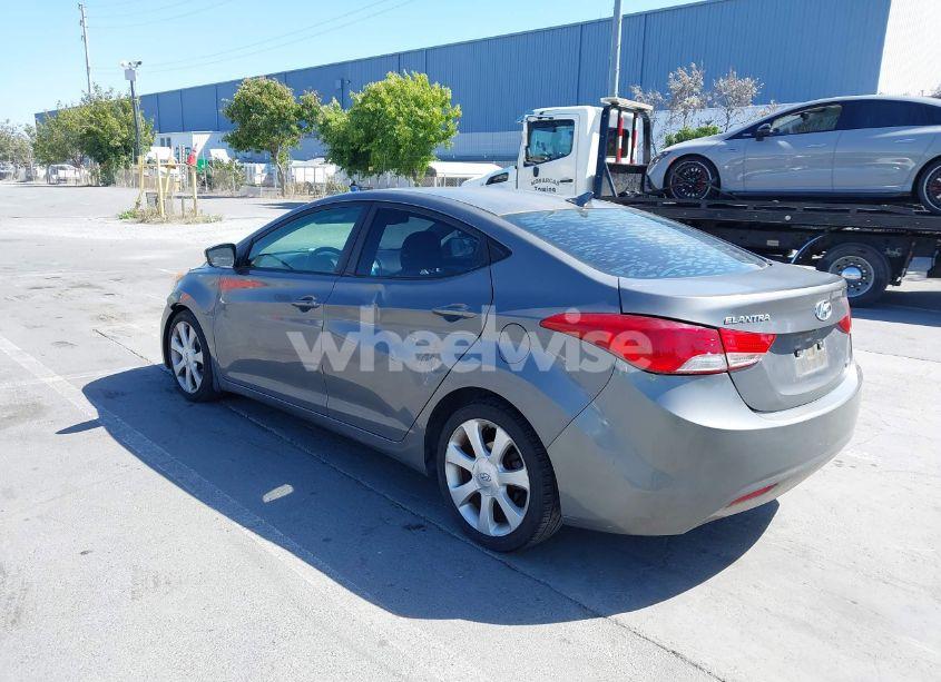 Photo 3 of 2013 Hyundai Elantra LIMITED (VIN 5NPDH4AE2DH200804)