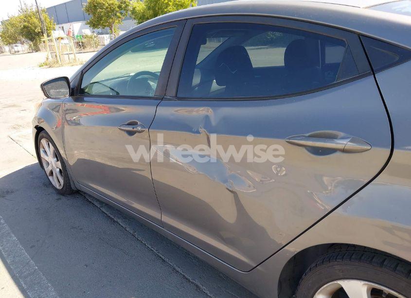 Photo 6 of 2013 Hyundai Elantra LIMITED (VIN 5NPDH4AE2DH200804)