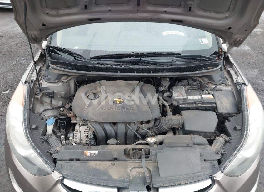 Photo 10 of 2013 Hyundai Elantra GLS (VIN 5NPDH4AE2DH205775)