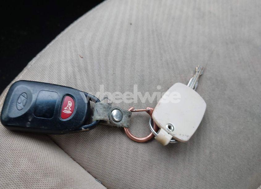 Photo 11 of 2013 Hyundai Elantra GLS (VIN 5NPDH4AE2DH205775)