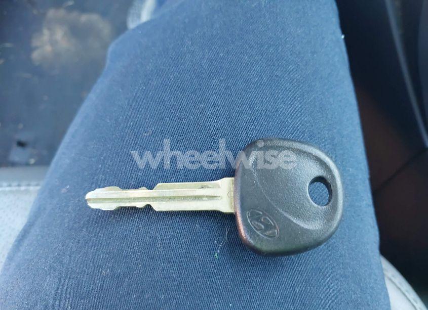 Photo 11 of 2013 Hyundai Elantra LIMITED (VIN 5NPDH4AE2DH213746)