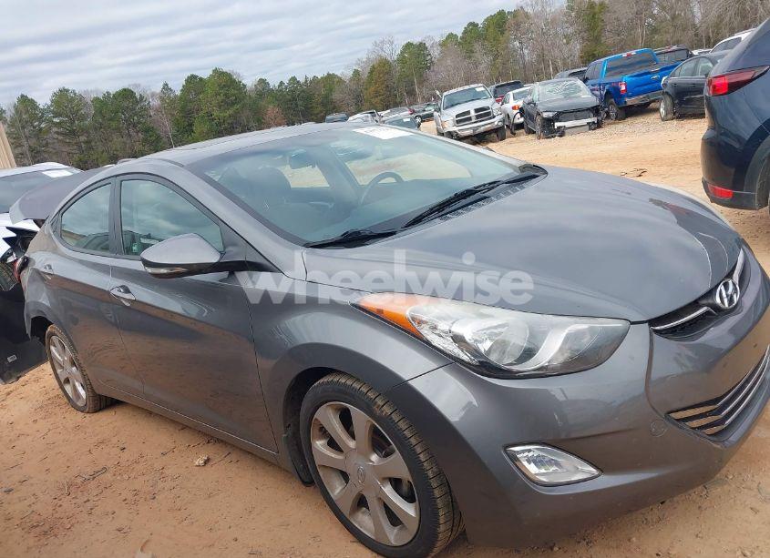 Photo 13 of 2013 Hyundai Elantra LIMITED (VIN 5NPDH4AE2DH213746)