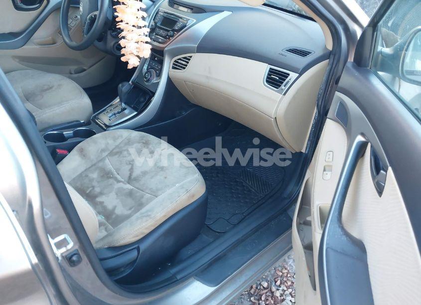 Photo 5 of 2013 Hyundai Elantra GLS (VIN 5NPDH4AE2DH224469)