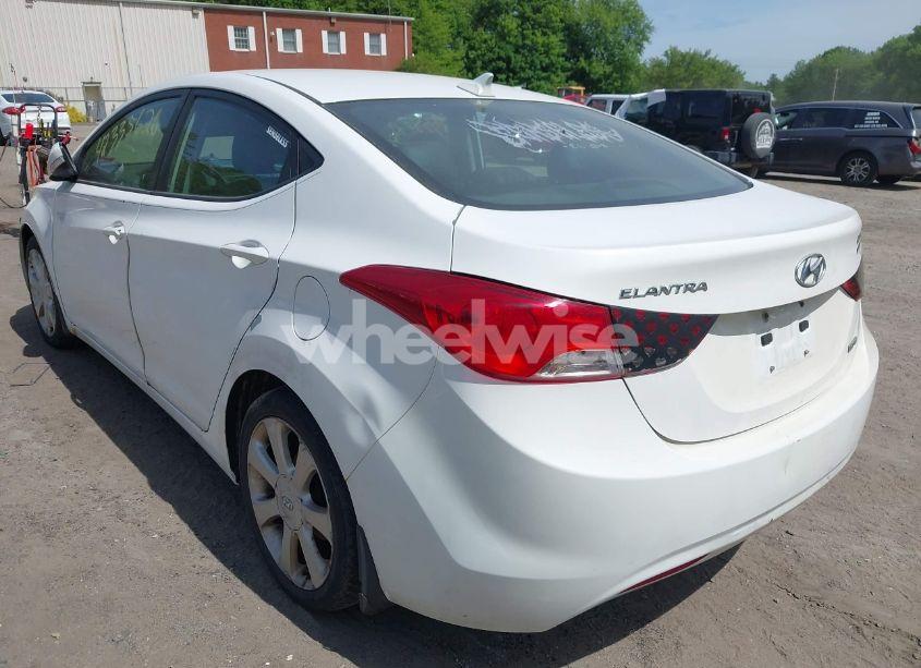 Photo 3 of 2013 Hyundai Elantra LIMITED (VIN 5NPDH4AE2DH263286)