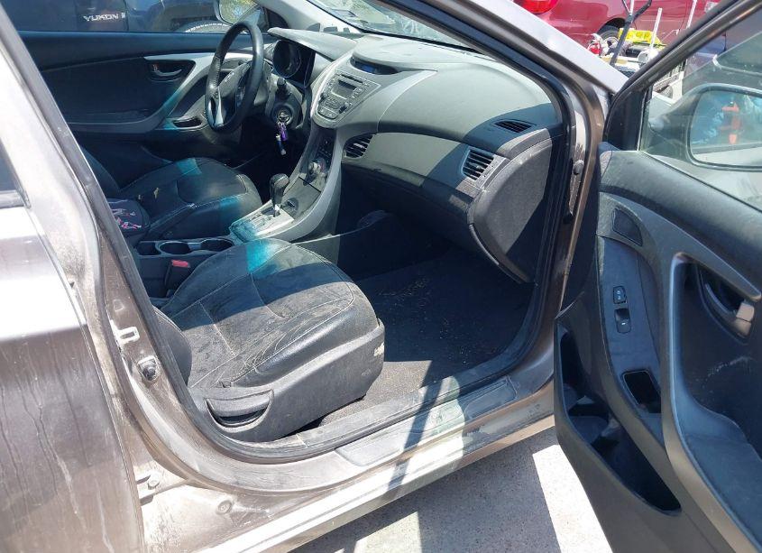 Photo 5 of 2013 Hyundai Elantra LIMITED (VIN 5NPDH4AE2DH282808)