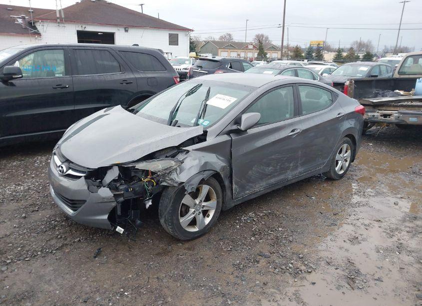 Photo 2 of 2013 Hyundai Elantra GLS (VIN 5NPDH4AE2DH288575)