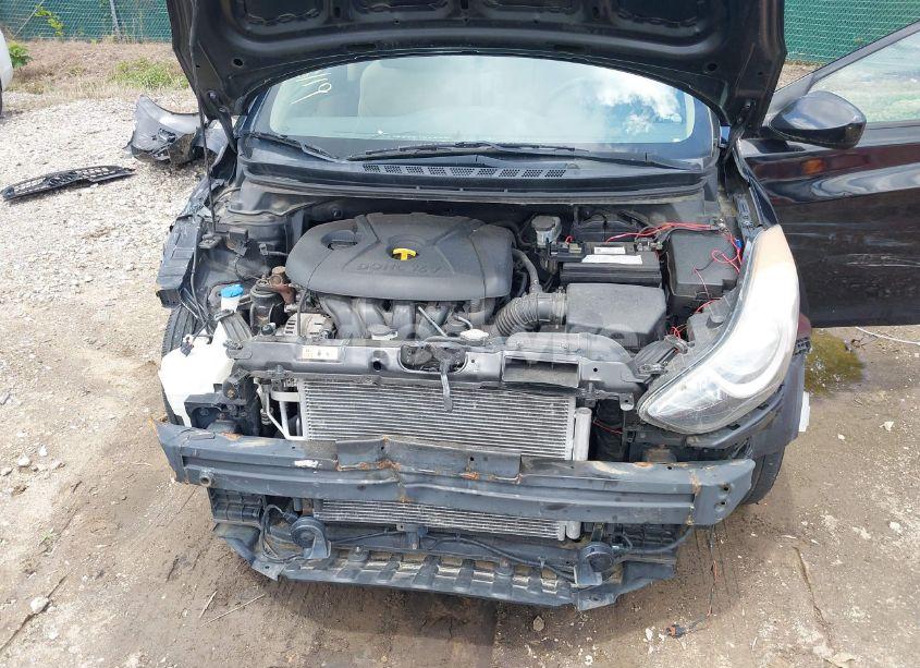 Photo 10 of 2013 Hyundai Elantra GLS (VIN 5NPDH4AE2DH292092)