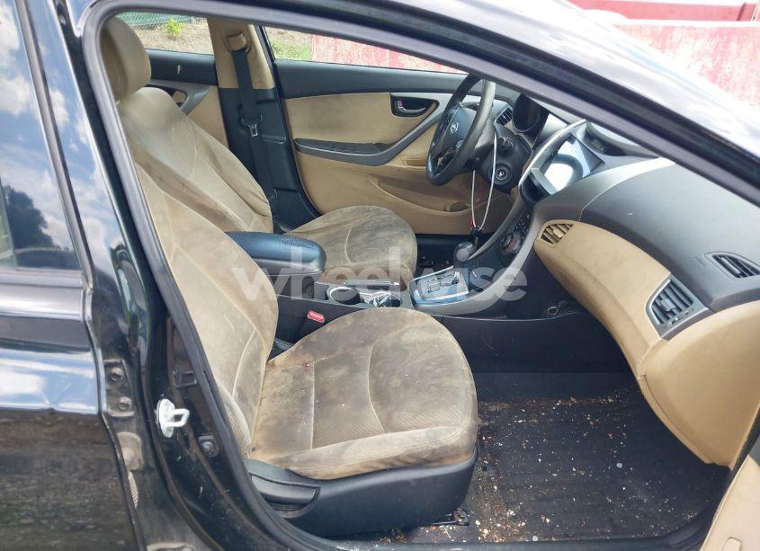 Photo 5 of 2013 Hyundai Elantra GLS (VIN 5NPDH4AE2DH292092)