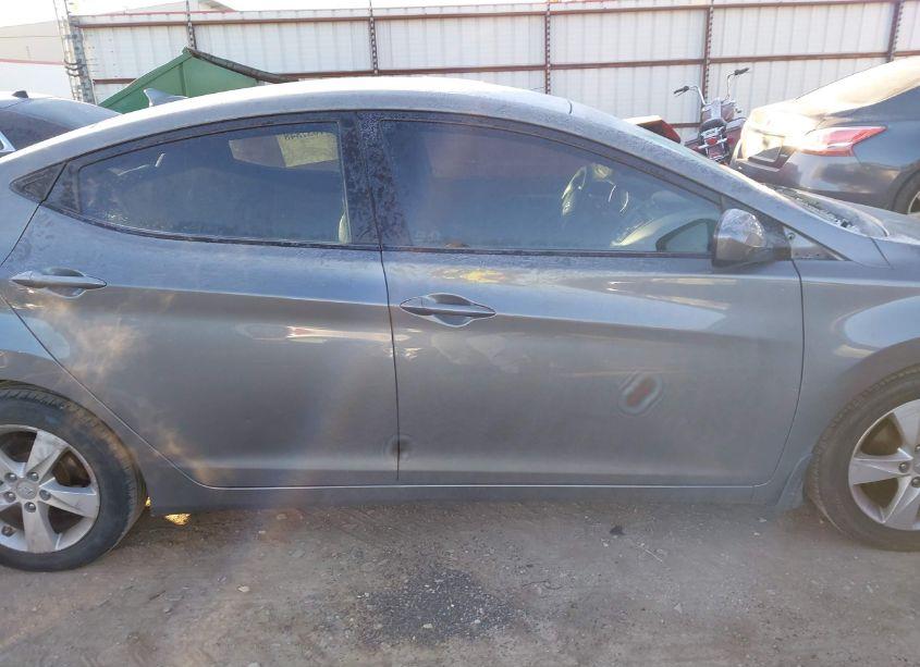 Photo 13 of 2013 Hyundai Elantra GLS (VIN 5NPDH4AE2DH295705)