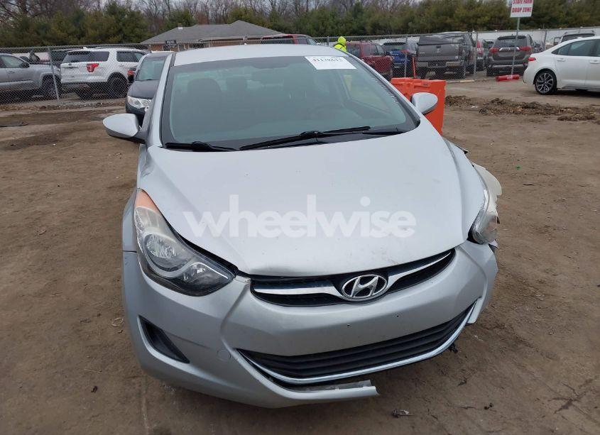 Photo 12 of 2013 Hyundai Elantra GLS (VIN 5NPDH4AE2DH305374)