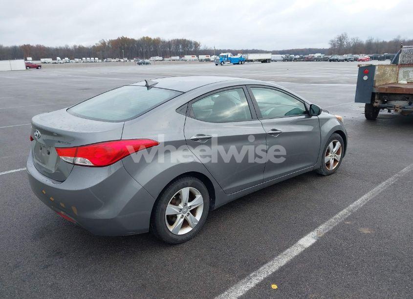 Photo 4 of 2013 Hyundai Elantra GLS (VIN 5NPDH4AE2DH306220)