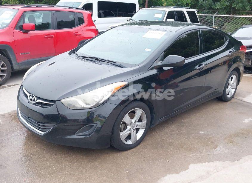 Photo 2 of 2013 Hyundai Elantra GLS (VIN 5NPDH4AE2DH309635)