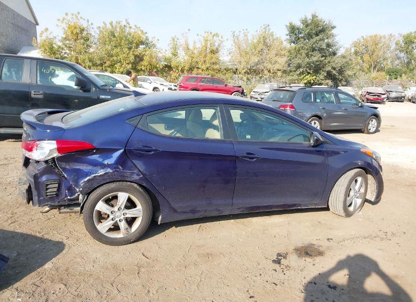 Photo 13 of 2013 Hyundai Elantra GLS (VIN 5NPDH4AE2DH312633)