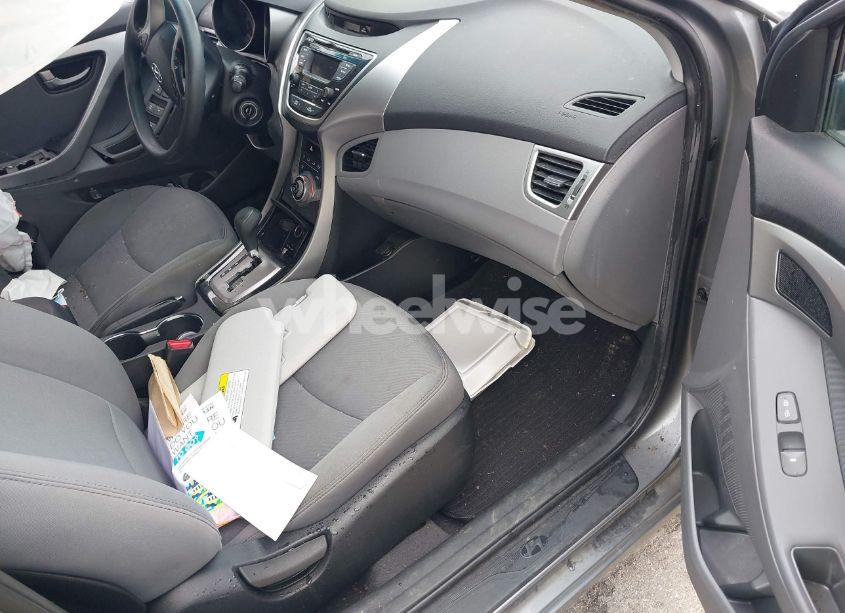 Photo 5 of 2013 Hyundai Elantra GLS (VIN 5NPDH4AE2DH323731)