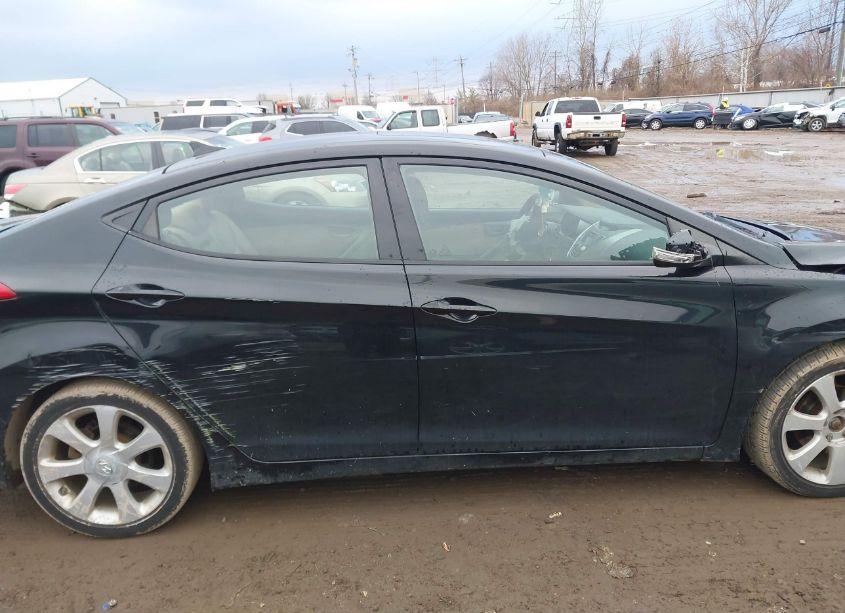 Photo 14 of 2013 Hyundai Elantra LIMITED (VIN 5NPDH4AE2DH328749)