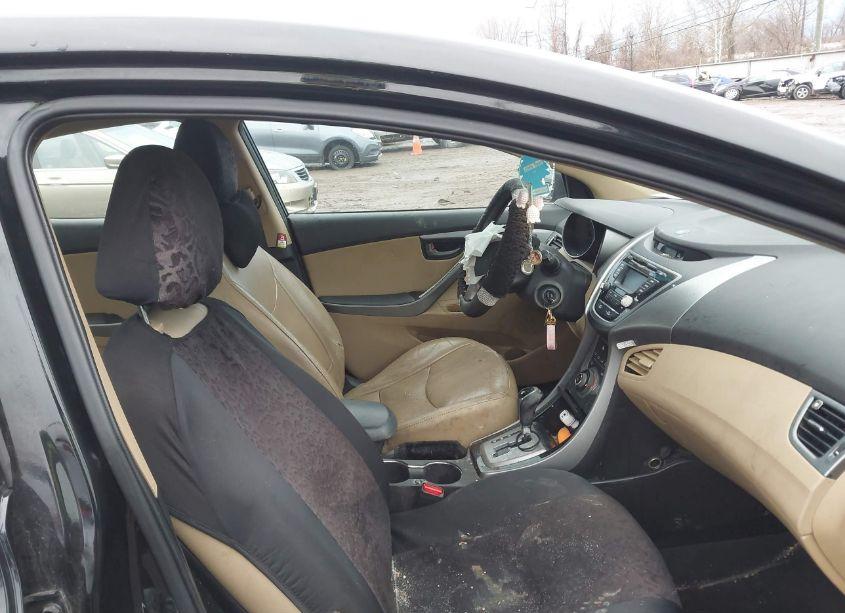 Photo 5 of 2013 Hyundai Elantra LIMITED (VIN 5NPDH4AE2DH328749)