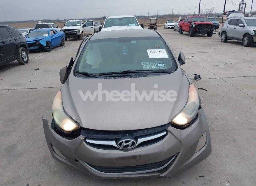 Photo 12 of 2013 Hyundai Elantra GLS (VIN 5NPDH4AE2DH338939)